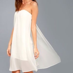 NWT Romantic White Strapless Dress